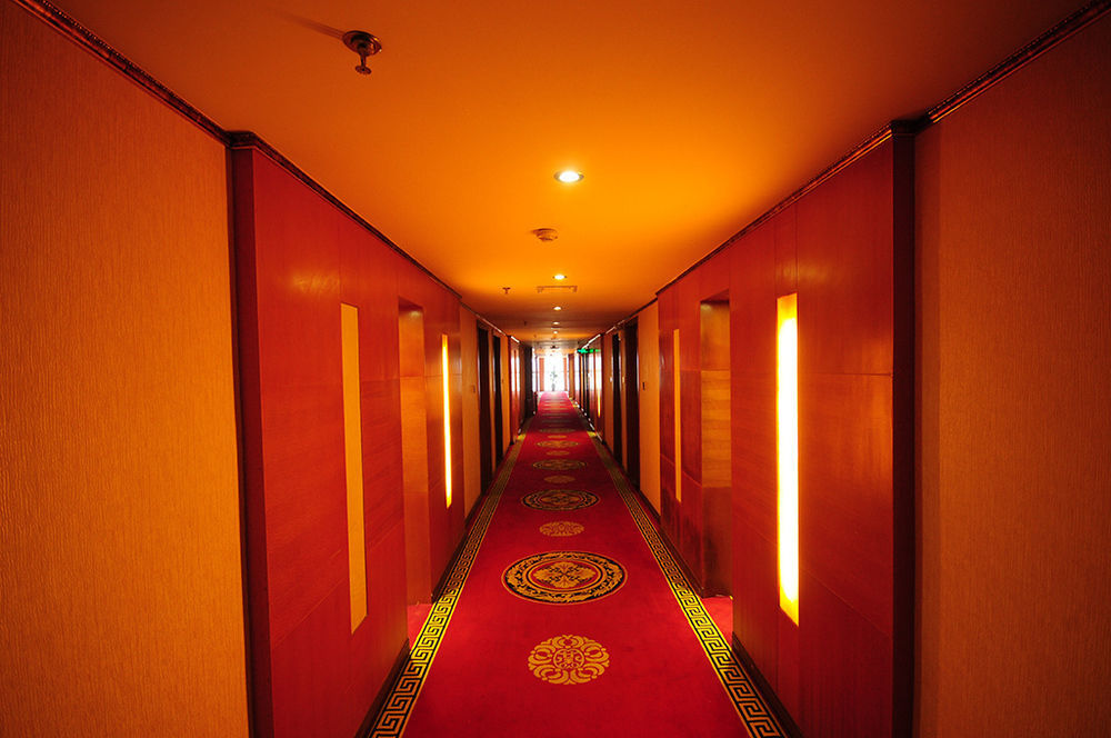 Chengdu Bai Gang International Hotel Buitenkant foto